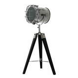 Zdjęcie do “Lampa na trójnogu ze stali chromowanej w kolorze czarnym 67cm”.