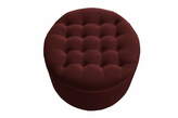 Zdjęcie do “Puf pikowany otwierany w kolorze bordowym na drewnianych nogach”.