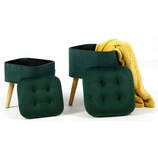 Zdjęcie do “Komplet zielonych puf welurowych Roy na drewnianych nóżkach”.