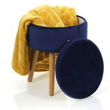 Zdjęcie do “Puf granatowy welurowy Olla na drewnianych nóżkach ”.