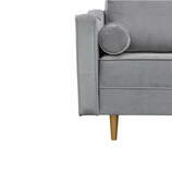 Zdjęcie do “Sofa 3-osobowa w kolorze szarym na drewnianych nogach ”.
