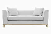 Zdjęcie do “Sofa 3-osobowa w kolorze beżowym na drewnianych nogach ”.