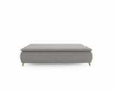 Zdjęcie do “Sofa z funkcją spania Mona szara boucle z drewnianymi nogami”.